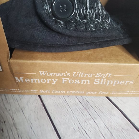 Loft Living Memory Foam Slippers - Picture 2 of 7
